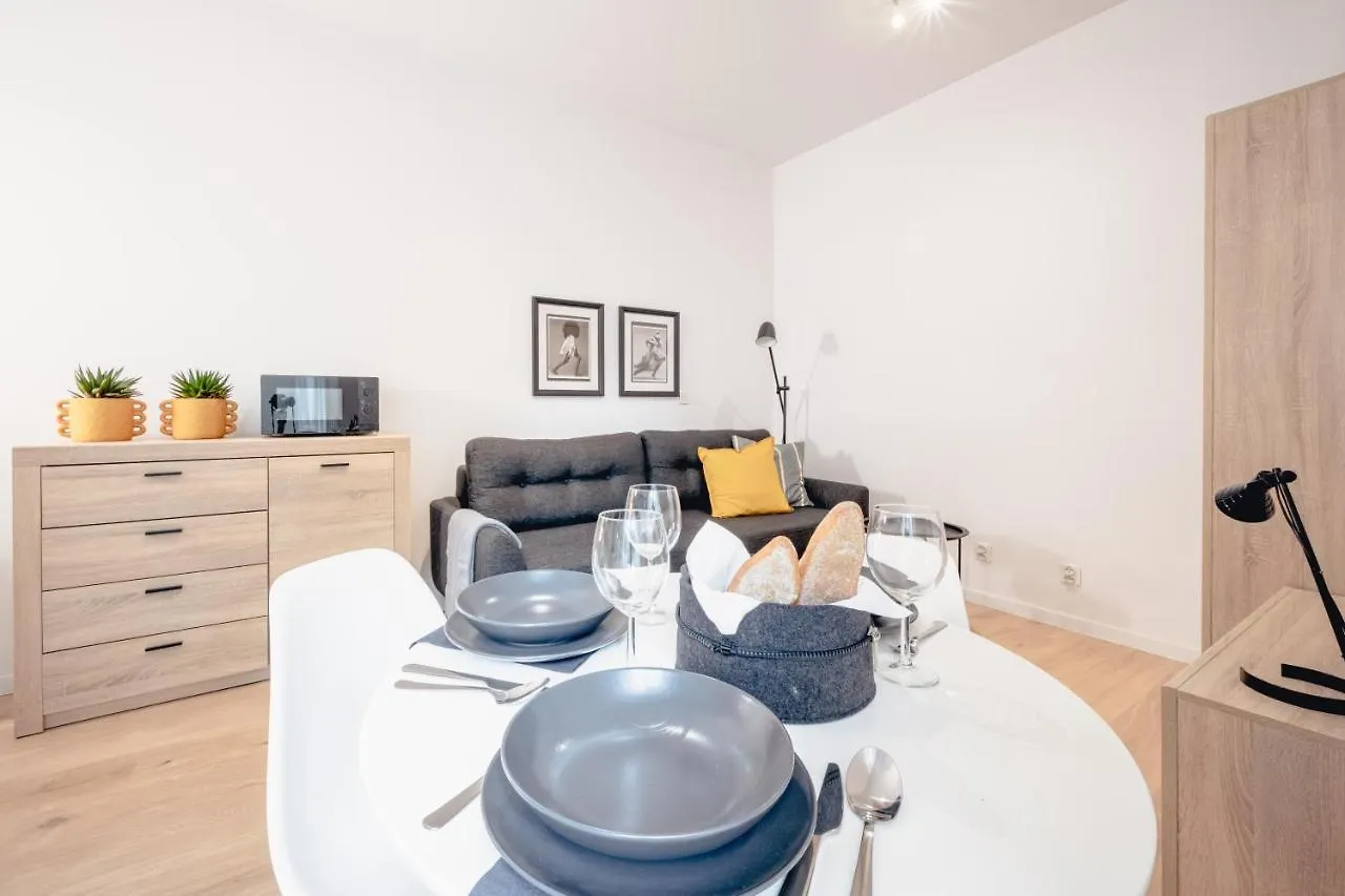 Apartamenty Pamiatkowa 11, 2 Rooms, Self Check In 24H Poznan Apartment