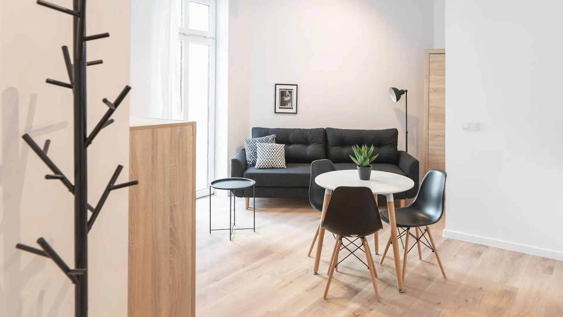 Apartamenty Pamiatkowa 11, 2 Rooms, Self Check In 24H Poznan Apartment