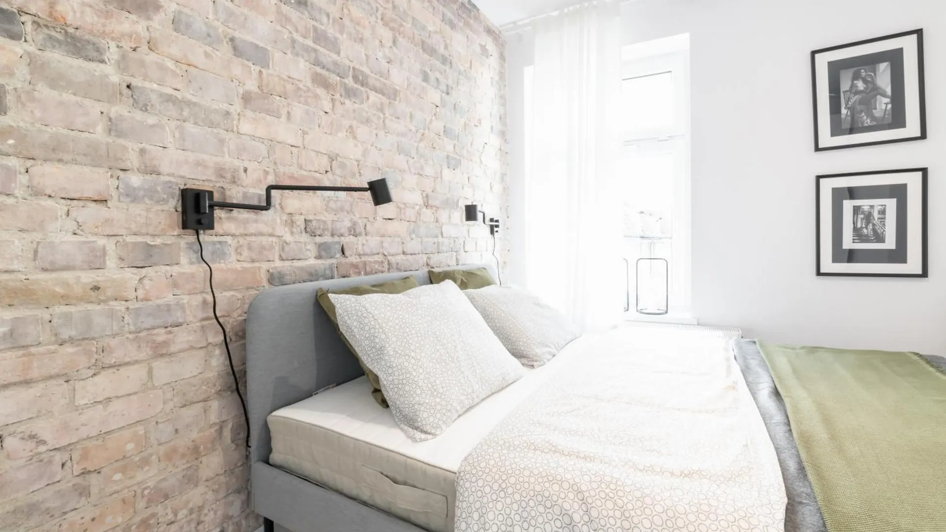 Apartment Apartamenty Pamiatkowa 11, 2 Rooms, Self Check In 24H Poznan