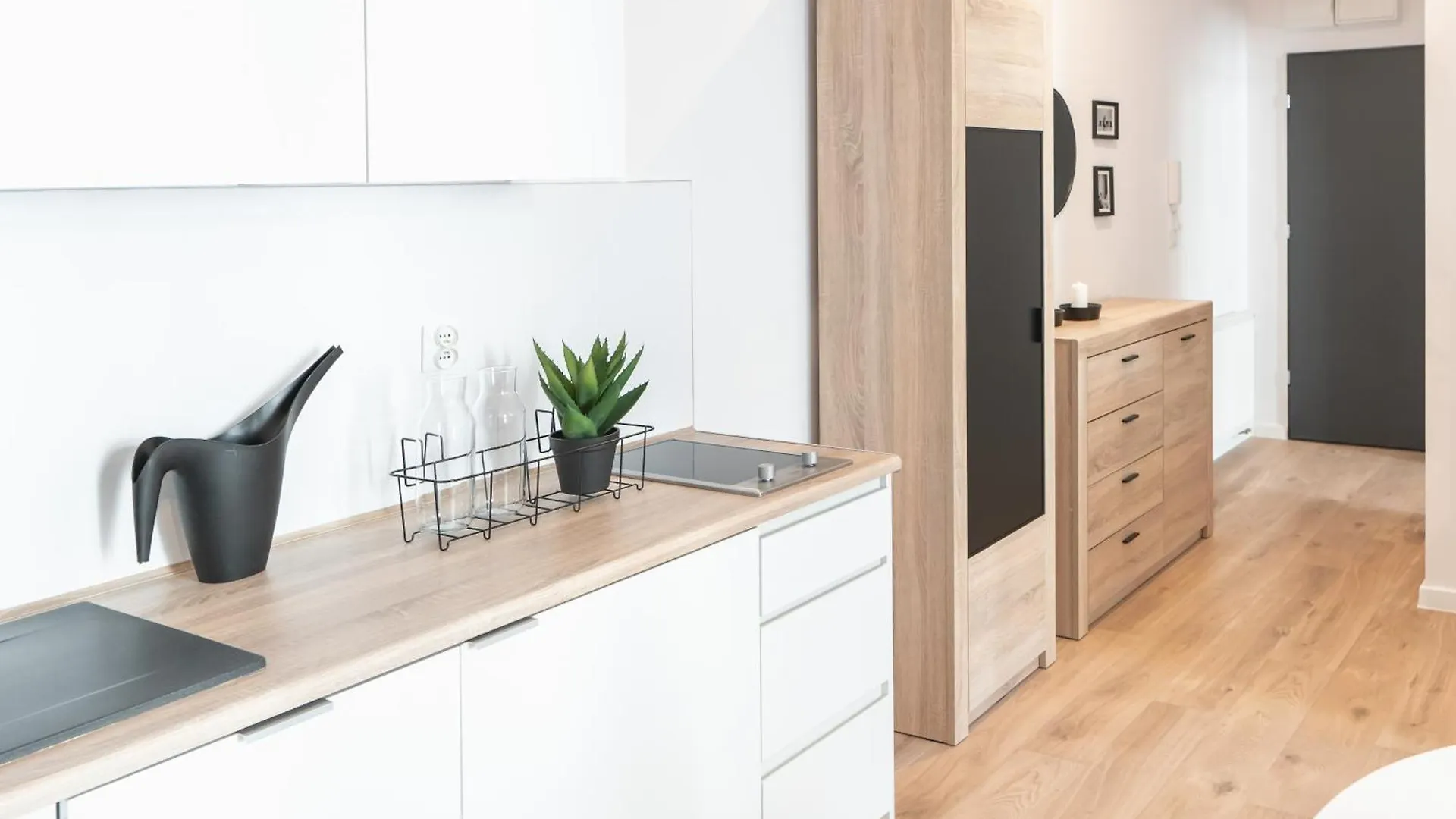 Apartamenty Pamiatkowa 11, 2 Rooms, Self Check In 24H Poznań 0*,  Polska